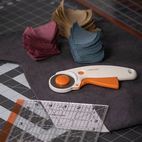 Fiskars® Trigger Rotary Cutter (45 mm) | Fiskars