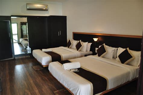 Seed Resort 𝗕𝗢𝗢𝗞 Shrirangapattana Hotel