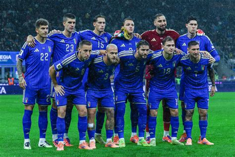 What teams are seeded for the World Cup playoffs in Europe?