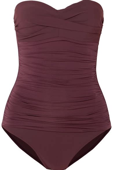 Zbogom bikini Najtraženiji kupaći kostimi su jednodelni Sito Rešeto