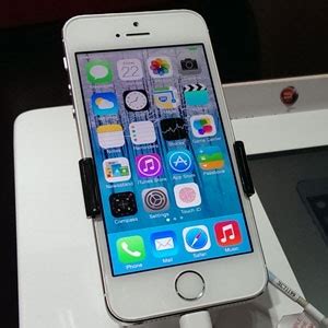 How Nude Celeb Pics Could Have Leaked News