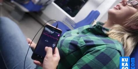 REMOTE CONTROL MY ORGASM IN THE TRAIN PUBLIC FEMALE ORGASM Amateur Tnaflix