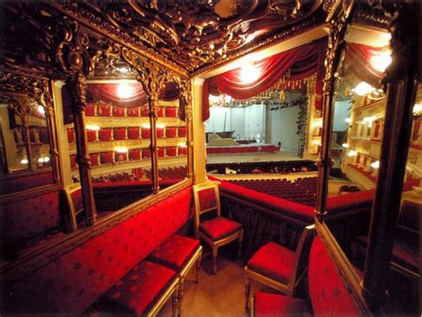 La Scala Theatre and Museum Tour in Milan With Private Guide 2024