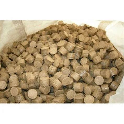 Saw Dust Brown Biomass Briquette For Cooking Fuel Thickness Mm At