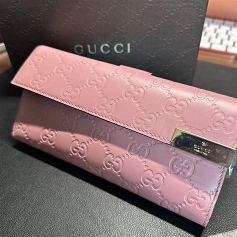 《ほぼ未使用》gucciグッチ長財布 クーポン・セール Blogknakjp