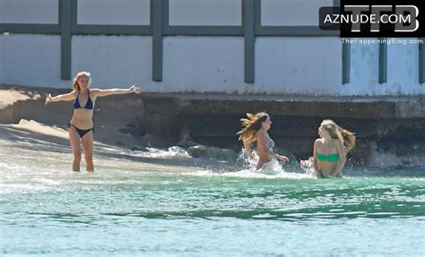 Apple Martin Sexy Seen With Gwyneth Paltrow Put On A Bikini Show Out On The Beach In Barbados