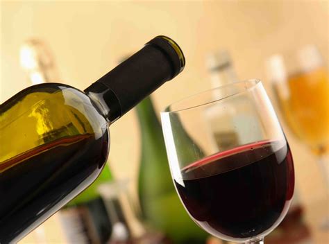 Wicker Park Bucktown Wine Wobble | Things to do in Chicago
