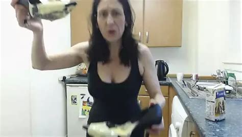 Hot Custard Games Free Latina Hd Porn Video Xhamster