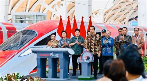 Presiden Jokowi Resmikan Kereta Cepat Jakarta Bandung Whoosh Berita