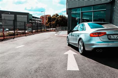 car loan monthly payment  interest rate   gen business