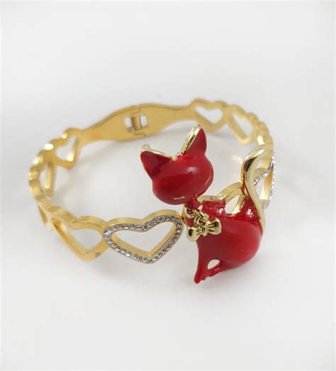 Ръчно изработени елегантни винтидж бижута за секси жени