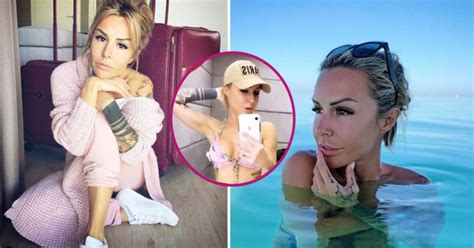 Wow Blanka Lipi Ska W Przymierzalni Butiku Pozuje W Bikini Figura Gotowa Na Urlop Kozaczek