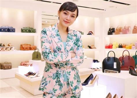 christy ng bermula  pasar malam    cawangan  malaysia