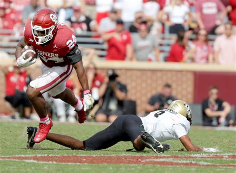 Veteran Oklahoma RB to Enter Transfer Portal - Sports Illustrated