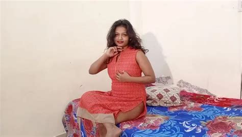 Indian New Beautiful Bhabhi Has Hot Sex With Office Boss Amateur Porn By Indian College Girl