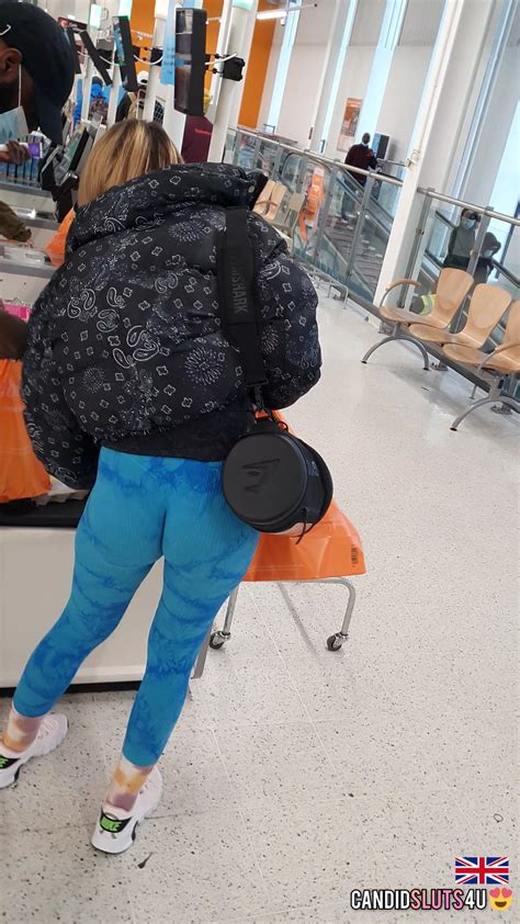 Bbc Babe Shows Off Tight Booty In Blue Leggings Cs U Spandex Leggings Yoga Pants Forum