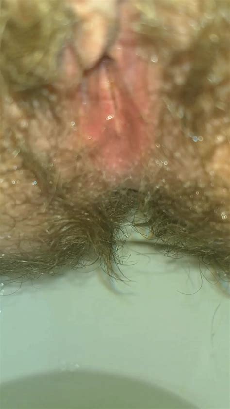 Hairy Ass FTM Mini Fart Comp ThisVid 日本語で