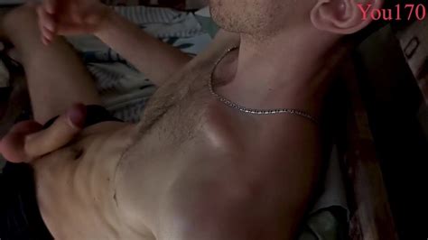 Guy Novinho De 18 Anos Masturbando Seu Pau Grande Pornhub Gay