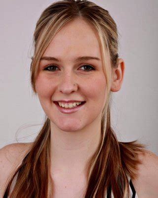 Perky Teen Amateur Jayden Flashes Her Small Tits Porn Pictures XXX