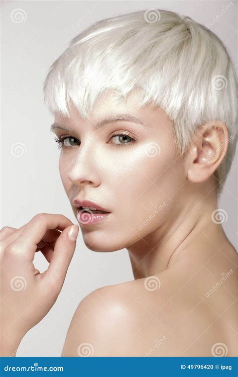 Beauty Model Blonde Short Hair Showing Perfect Skin Stock Photo Image Of Makeup Coloring