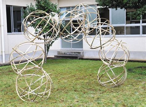 放置竹林 アートに活用 高岡中生 オブジェ制作 里山荒廃問題に向き合う 8日から展示：北陸中日新聞Web