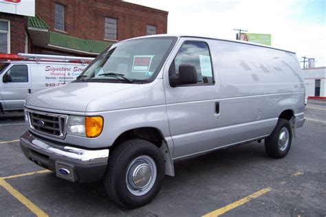 2005 Ford E 350 Overview CarGurus