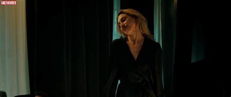 Naked Julia Franz In Shadow Of The Star