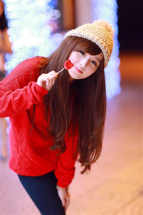 Cô nàng hot girl tuổi teen Nàng Dâu Order