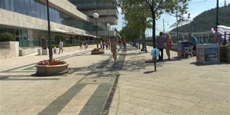 Nude In Public Tnaflix