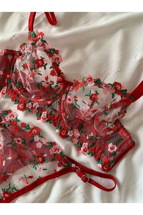 ROZENİN LINGERIE Yılbaşı Hediyesi Kırmızı Minik Çiçekli Balenli Kapsız