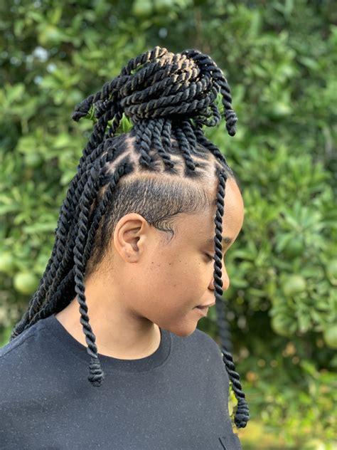 Invincible Locs - Dítē