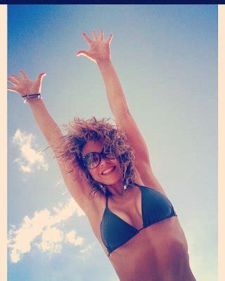 Carla Bruni Nude Porn Pics Leaked XXX Sex Photos App Page 7 PICTOA