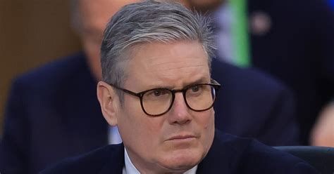 Petition demanding general election hits 100,000 – Keir Starmer must