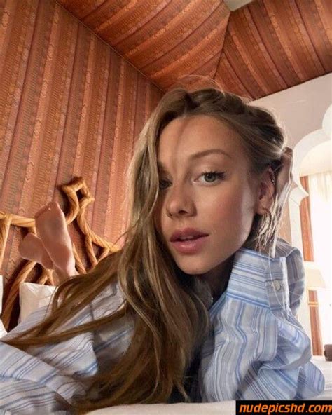 Ester Exposito Nude Porn Photos NudePicsHD