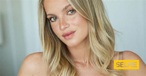 Em lingerie da Intimissimi Júlia Palha garante A autoconfiança é um super poder SELFIE