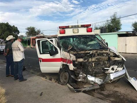 Al Menos Lesionados En Choque Entre Ambulancia Y Cami N Noticias