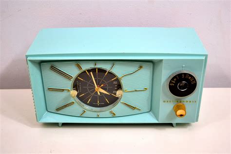 Turquoise 1959 Westinghouse Model 671t5 Vintage Tube Am Clock Radio