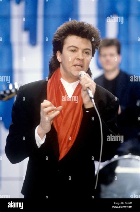 Paul Young on 20.01.1985. | usage worldwide Stock Photo - Alamy