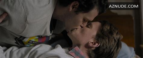 Browse Celebrity Sorted Gay Images Page 33 AZNude Men