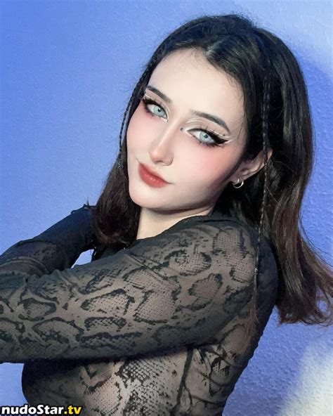 Nyukix Nyukix Omgcosplay Nude OnlyFans Photo Nudostar TV