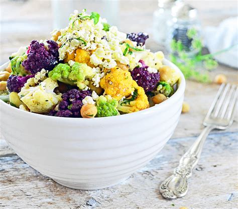 Salade de Choux Fleurs Colorés Pois Chiches et Vinaigrette aux Épices