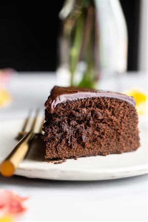 Instant Pot Chocolate Cake - Food Faith Fitness