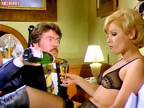 Naked Unknown in Das Lustschloß im Spessart