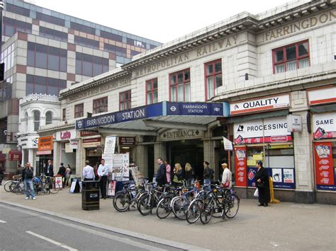 Farringdon station - A Picture from Aldgate to Finchley Road