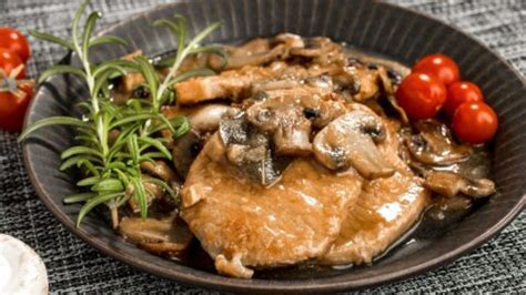 15 Best Thin Pork Chop Recipes for Dinner - Insanely Good