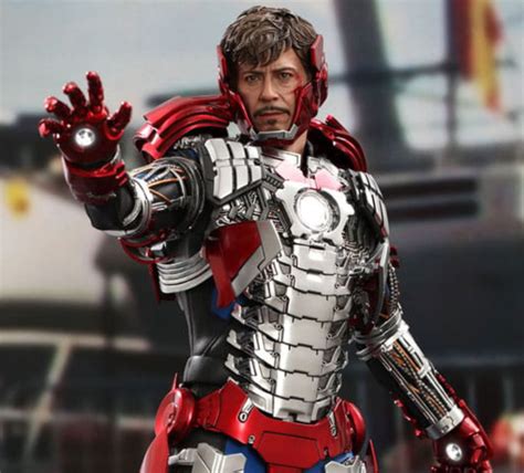 Hot Toys Tony Stark Mark V Suit Up Version Sixth Scale Figure Egyfigures Collectibles