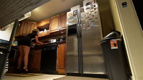 Amateur House Upskirt In The Kitchen Wmv