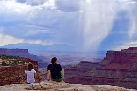 Staying Just Outside Arches National Park - Aarchway Inn Moab