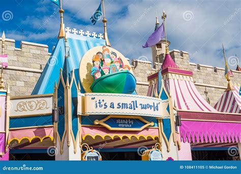 `it`s a Small World` Ride at the Magic Kingdom, Walt Disney World ...