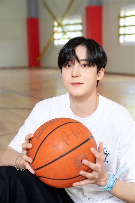 Ateez Yunho
